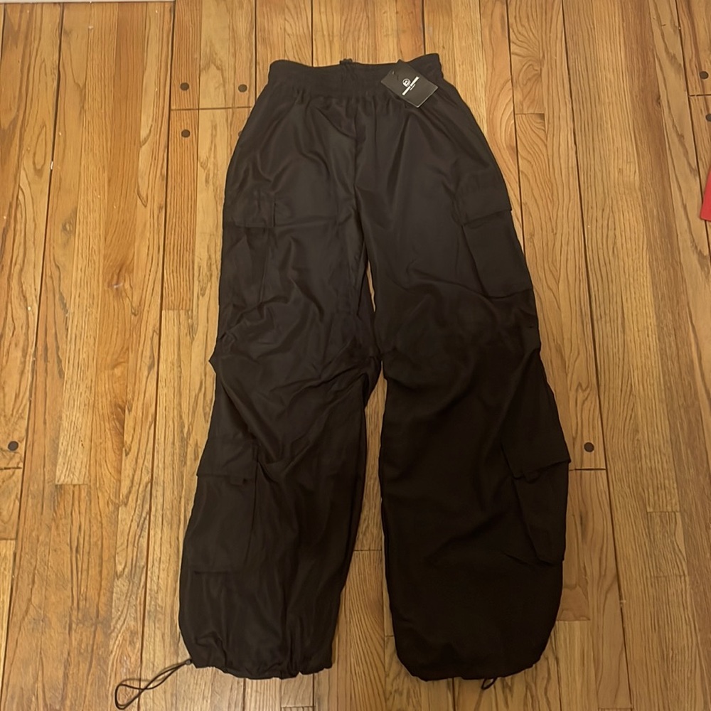 Baggy black pants